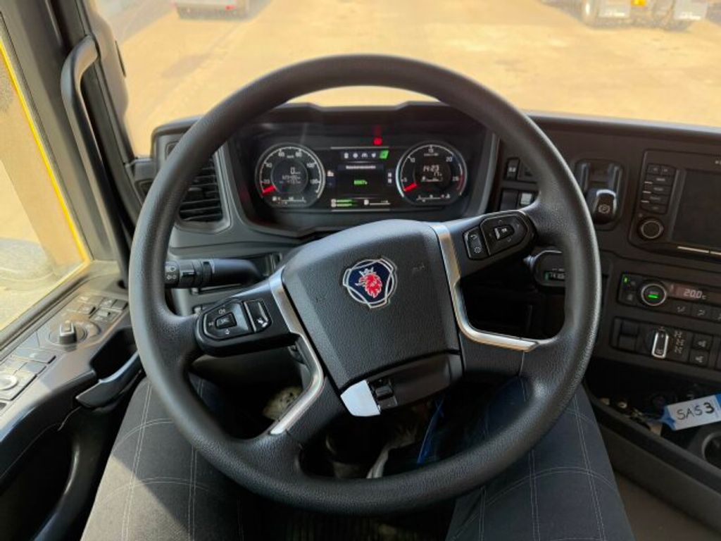 Scania  (9)