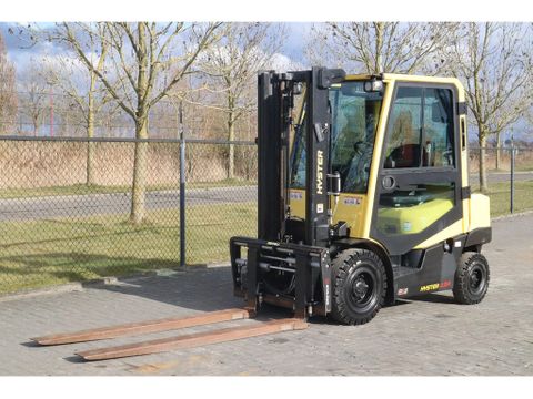 Hyster
H2.5 A | BOOM SUSPENSION | SIDESHIFT | FORK EXTENTIONS | FORK POSITIONERS | Hulleman Trucks [2]