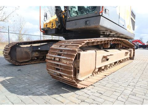 Volvo
EC250EL | EC 250 EL | ROTOTILT | BUCKET | Hulleman Trucks [10]