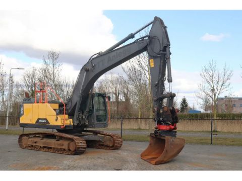 Volvo
EC250EL | EC 250 EL | ROTOTILT | BUCKET | Hulleman Trucks [5]