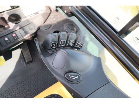 Hyster
H2.5 A | BOOM SUSPENSION | SIDESHIFT | FORK EXTENTIONS | FORK POSITIONERS | Hulleman Trucks [17]