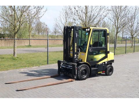 Hyster
H2.5 A | BOOM SUSPENSION | SIDESHIFT | FORK EXTENTIONS | FORK POSITIONERS | Hulleman Trucks [2]