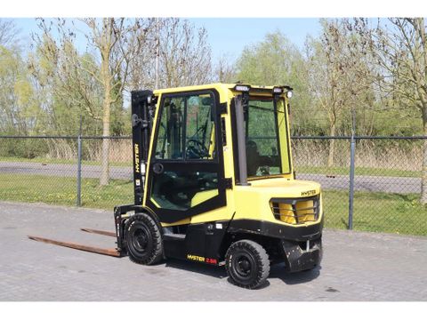 Hyster
H2.5 A | BOOM SUSPENSION | SIDESHIFT | FORK EXTENTIONS | FORK POSITIONERS | Hulleman Trucks [3]