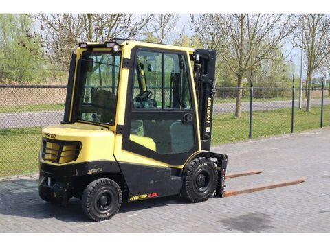 Hyster
H2.5 A | BOOM SUSPENSION | SIDESHIFT | FORK EXTENTIONS | FORK POSITIONERS | Hulleman Trucks [6]