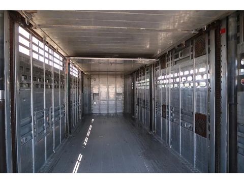 Pezzaioli RBA 31 - Cattle transport | Companjen Bedrijfswagens BV [23]