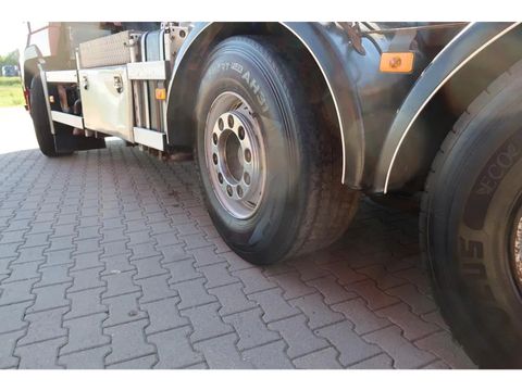 Volvo FH - 8x4 R - Ketting systeem | Companjen Bedrijfswagens BV [26]