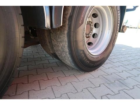Volvo FH - 8x4 R - Ketting systeem | Companjen Bedrijfswagens BV [27]