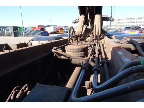 Volvo FH - 8x4 R - Ketting systeem | Companjen Bedrijfswagens BV [31]