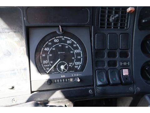Scania 143-450 | Companjen Bedrijfswagens BV [17]