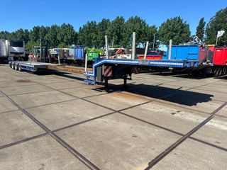 nooteboom-mco-48-03v-3-axel-forced-steering-64-meter-extendable