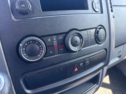 Mercedes-Benz 524 BENZINE Automaat Airco ZEILENWAGEN/HUIFZEIL MARGE 6 CILINDER BENZINE 240PK | Van Nierop BV [11]