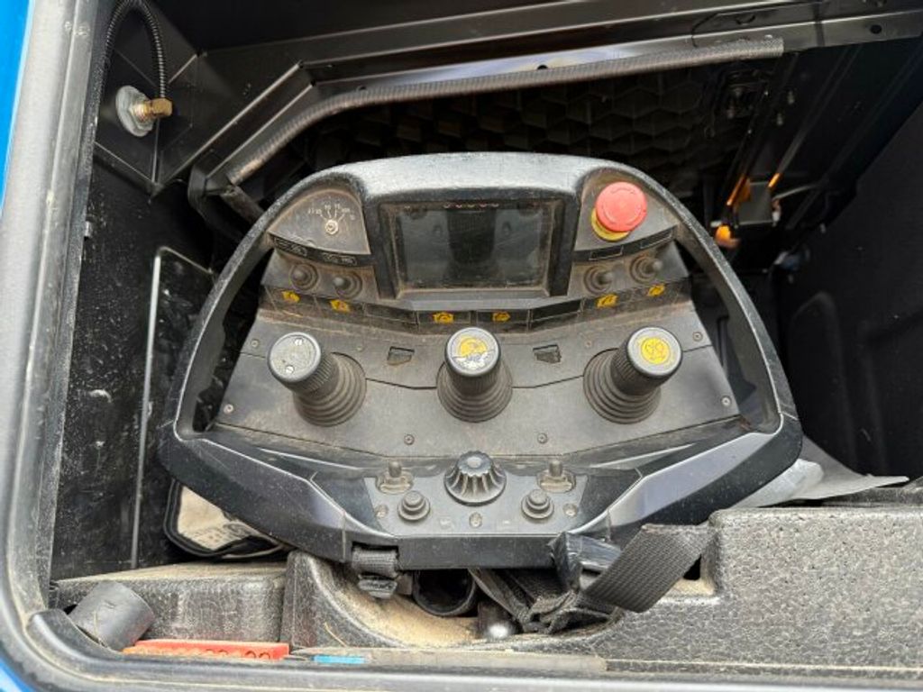Mercedes-Benz  (15)