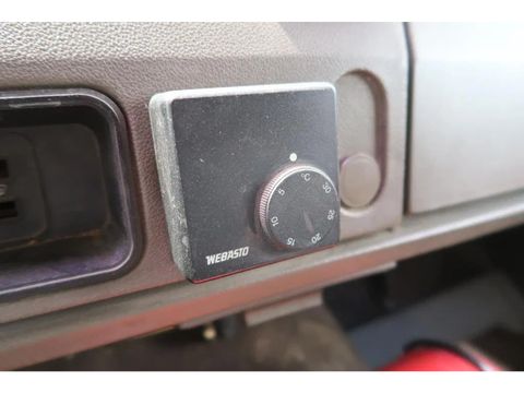 Iveco Only 1 Owner and orginal 292.737km!!!!! like new | Companjen Bedrijfswagens BV [34]