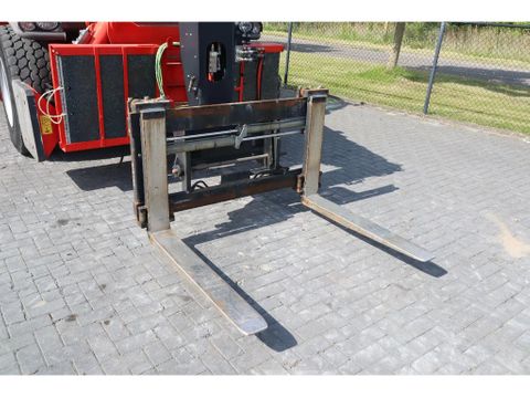 Manitou
MRT 3050 | JIBWINCH | FORKS | HOOK | PYROBAN | Hulleman Trucks [12]