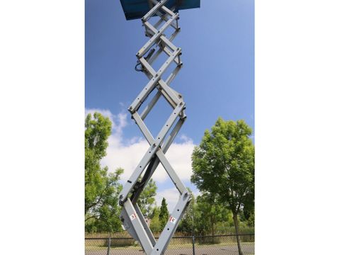 Genie
GS-3246 | 12 METER | 318 KG | Hulleman Trucks [11]
