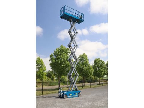 Genie
GS-3246 | 12 METER | 318 KG | Hulleman Trucks [8]