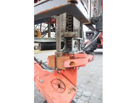 Sandvik
2 PIECES COMMANDO DC 300 RI S5 | ONLY 470 DRILLING HOURS | Hulleman Trucks [12]