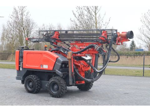 Sandvik
2 PIECES COMMANDO DC 300 RI S5 | ONLY 470 DRILLING HOURS | Hulleman Trucks [8]