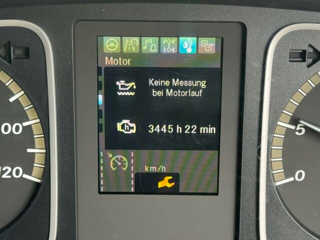Mercedes-Benz  (15)