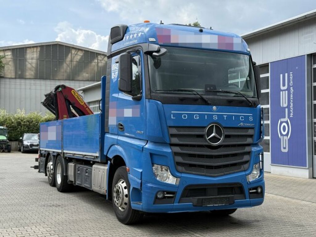Mercedes-Benz  (1)