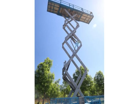 Genie
GS-4390 RT | 15 METER | 680 KG | Hulleman Trucks [11]