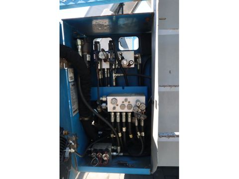 Genie
GS-4390 RT | 15 METER | 680 KG | Hulleman Trucks [17]