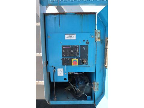 Genie
GS-4390 RT | 15 METER | 680 KG | Hulleman Trucks [18]