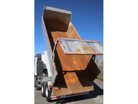 Volvo
8X4 TANDEMLIFT | BIG AXLES | RETARDER | VDS | Hulleman Trucks [13]