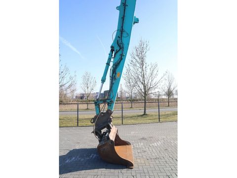 Kobelco
SK260 NLC -10E | 18.5 METER LONG REACH | TILT BUCKET | Hulleman Trucks [9]