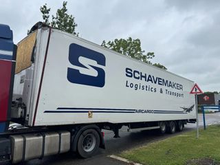 van-eck-3-axle-mega-bpw-rollenbaan-lifting-axle