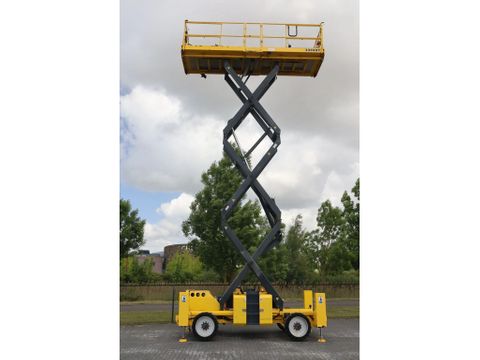 GMG
3394-RT | 12 METER | 1.020 KG | GENIE GS-3390 | Hulleman Trucks [7]