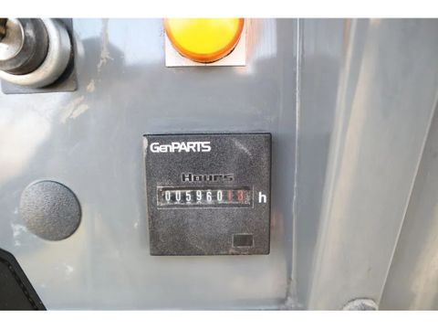 SDMO
R44C3 | 44 KVA | GOOD WORKING | Hulleman Trucks [13]