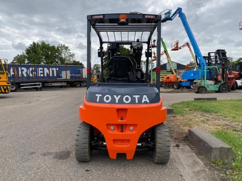 Toyota 8FBMT40 | Brabant AG Industrie [4]