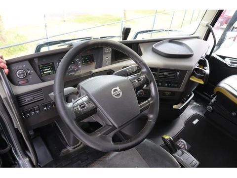 Volvo
| 6X4 | RETARDER | BIG AXLES | EURO 6 | Hulleman Trucks [17]