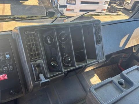 Mercedes-Benz 1726 (ORIGINAL GERMAN) 13.500 LITER TANK TRUCK (ZF16 MANUAL GEARBOX / FULL STEEL SUSPENSION / REDUCTION AXLE / ANALOG COUNTER) | Engel Trucks B.V. [11]