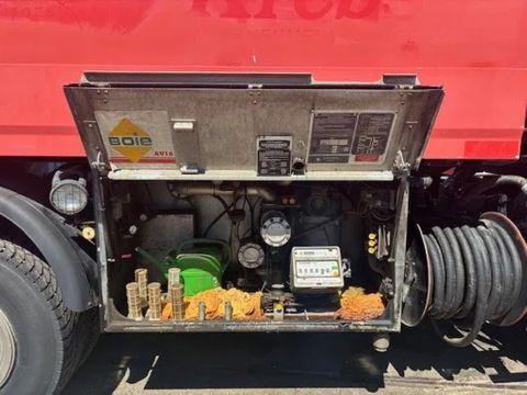 Mercedes-Benz 1726 (ORIGINAL GERMAN) 13.500 LITER TANK TRUCK (ZF16 MANUAL GEARBOX / FULL STEEL SUSPENSION / REDUCTION AXLE / ANALOG COUNTER) | Engel Trucks B.V. [17]
