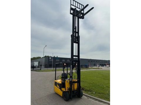 Hyundai 18BT-7 | Brabant AG Industrie [7]