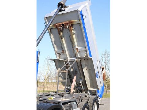 Volvo
| 8X4 | TANDEMLIFT | RETARDER | BIG AXLES | EURO 6 | Hulleman Trucks [11]