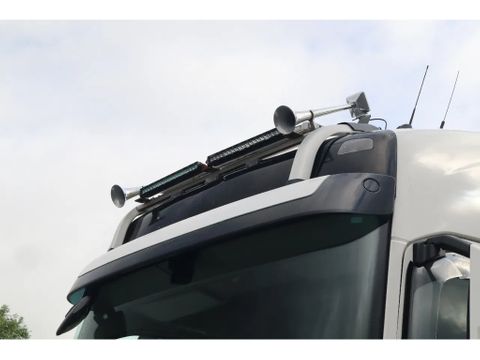 Volvo
| 6X4 - 6X2 | TANDEMLIFT | 70 TON | HYDR | RETARDER | Hulleman Trucks [9]