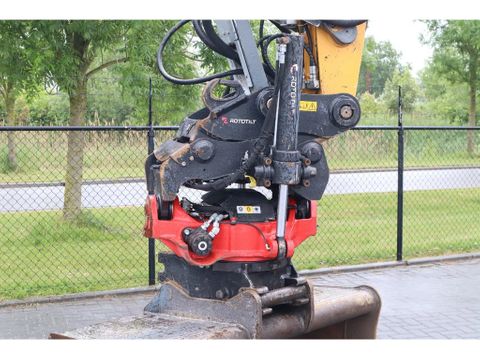 Liebherr
A916 LITRONIC | ROTOTILT | BUCKET | DOZERBLADE | Hulleman Trucks [8]