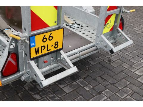 Brian James
DIGGER PLANT 2700 KG | TANDEM AXLE | MACHINE TRANSPORT | Hulleman Trucks [16]