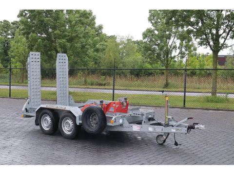 Brian James
DIGGER PLANT 2700 KG | TANDEM AXLE | MACHINE TRANSPORT | Hulleman Trucks [5]