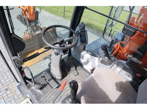 Hitachi
ZX 140 W-5B | TILT QC | BUCKET | DOZER BLADE | DUTCH REG. | Hulleman Trucks [17]