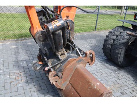 Hitachi
ZX 140 W-5B | TILT QC | BUCKET | DOZER BLADE | DUTCH REG. | Hulleman Trucks [9]
