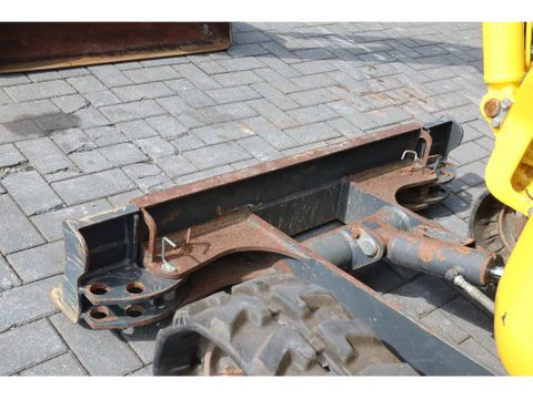 Komatsu
PC16 R-3HS | 3X BUCKET | QUICK COUPLER | SWING BOOM | Hulleman Trucks [10]