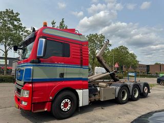 man-tgx-35540-8x4-euro-5-ajk-hook-lift-steering-axle