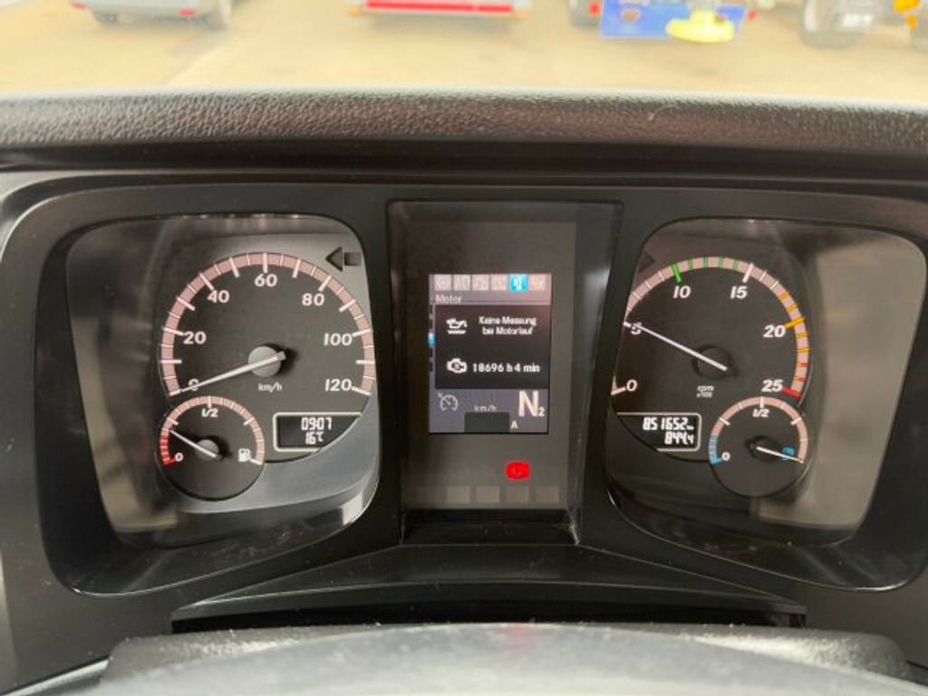Mercedes-Benz  (10)