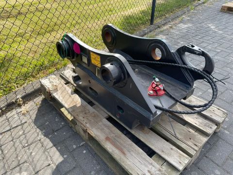 Gjerstad
G70 | QUICK COUPLER | S60 | NEW / UNUSED | Hulleman Trucks [3]