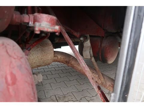 Volvo F12-360 - Classic truck - Horse truck | Companjen Bedrijfswagens BV [32]