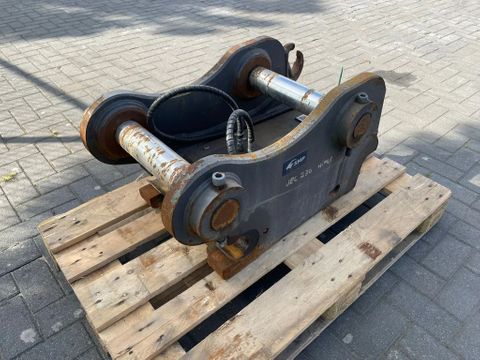 SMP
S70 | QUICK COUPLER | SNELWISSEL | SCHNELLWECHSLER | Hulleman Trucks [4]